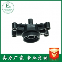 塑膠制品加工廠生產(chǎn)尼龍注塑模具